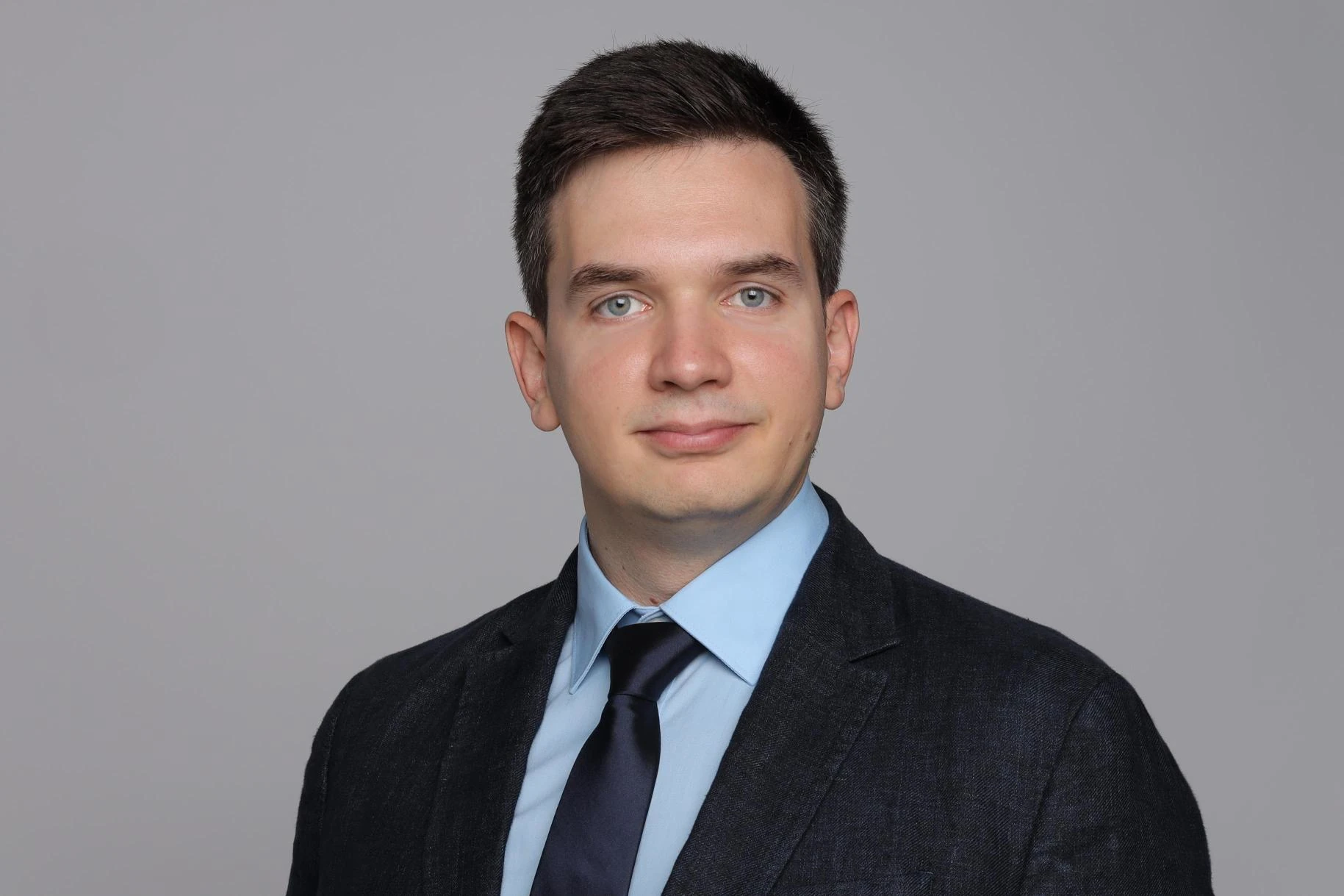 JUHÁSZ JÓZSEF, ÜGYVEZETŐ